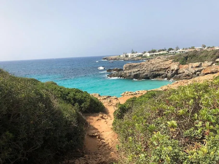 La Calma Espectacular Villa Con Jardin Y Piscina En Menorca سالغار