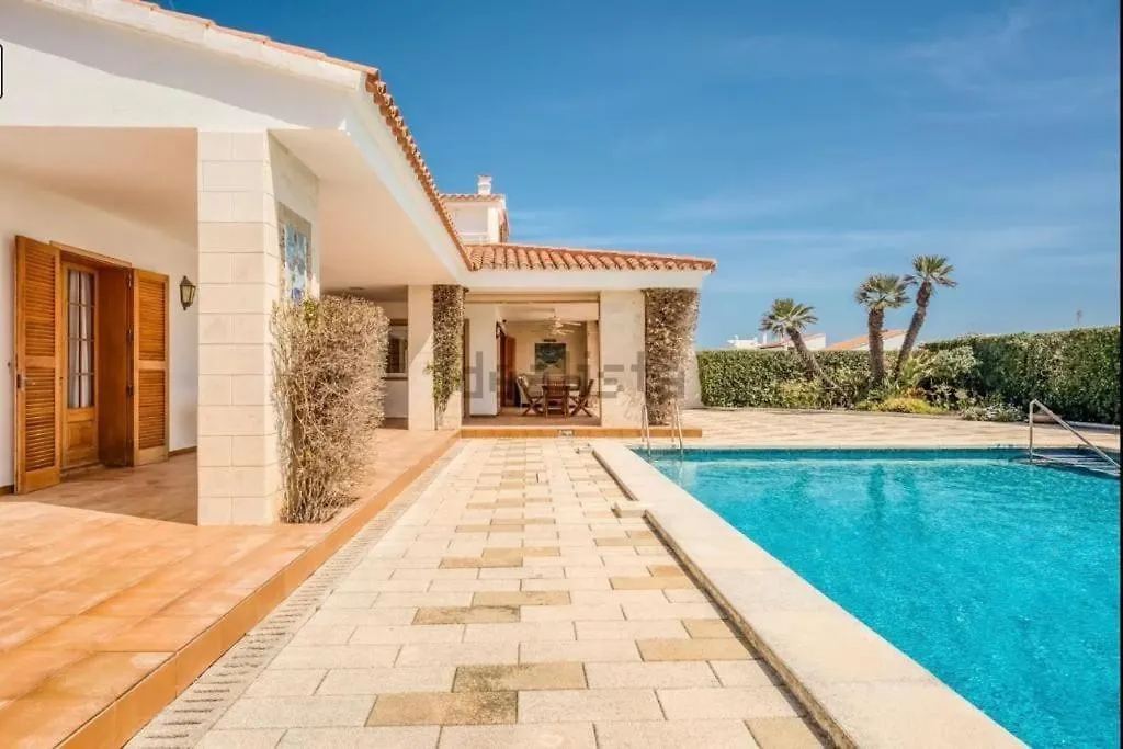 La Calma Espectacular Villa Con Jardin Y Piscina En Menorca سالغار